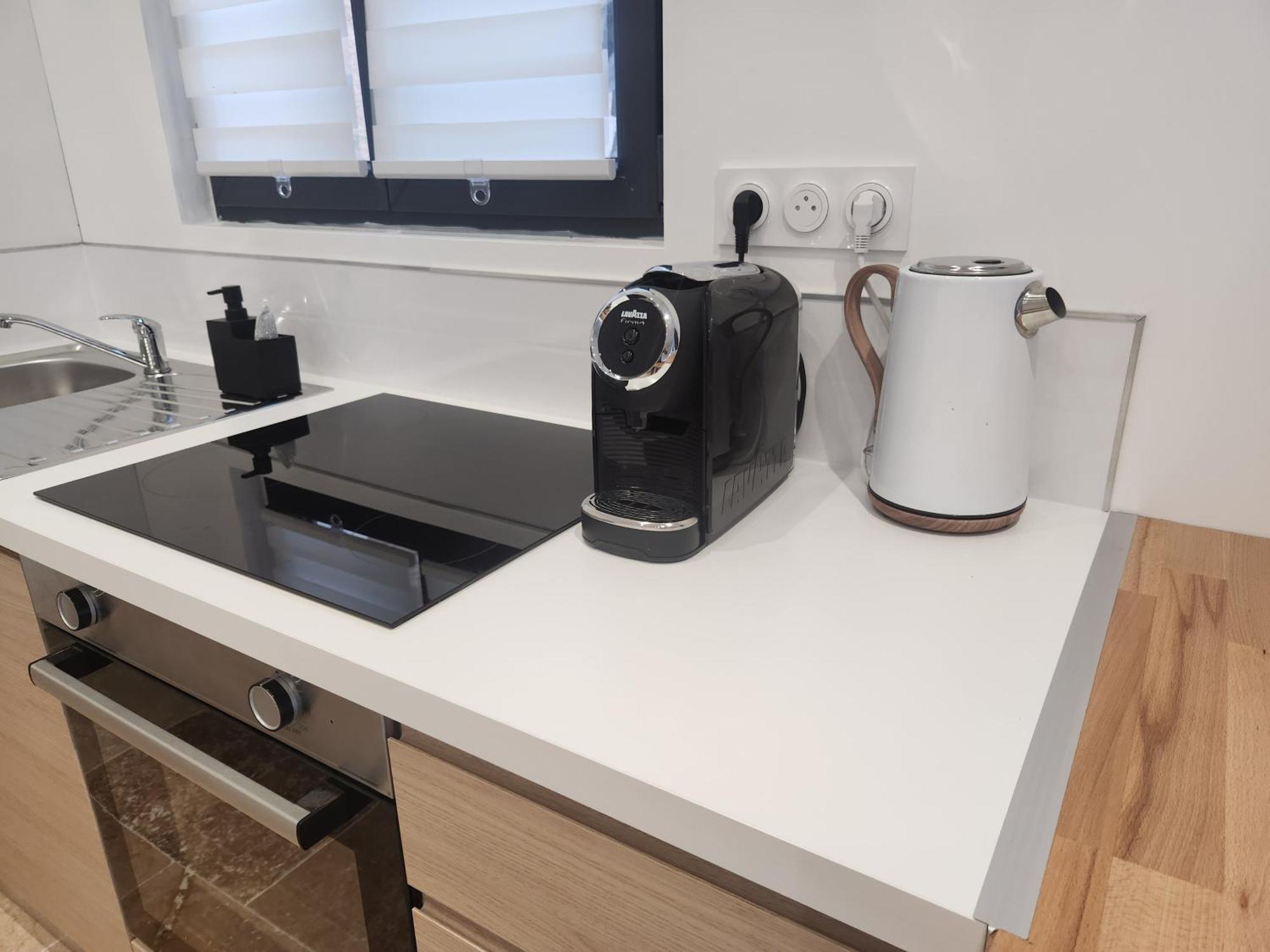 Maison "Cosy" Avec Parking Prive Et Climatisation 尼姆 外观 照片