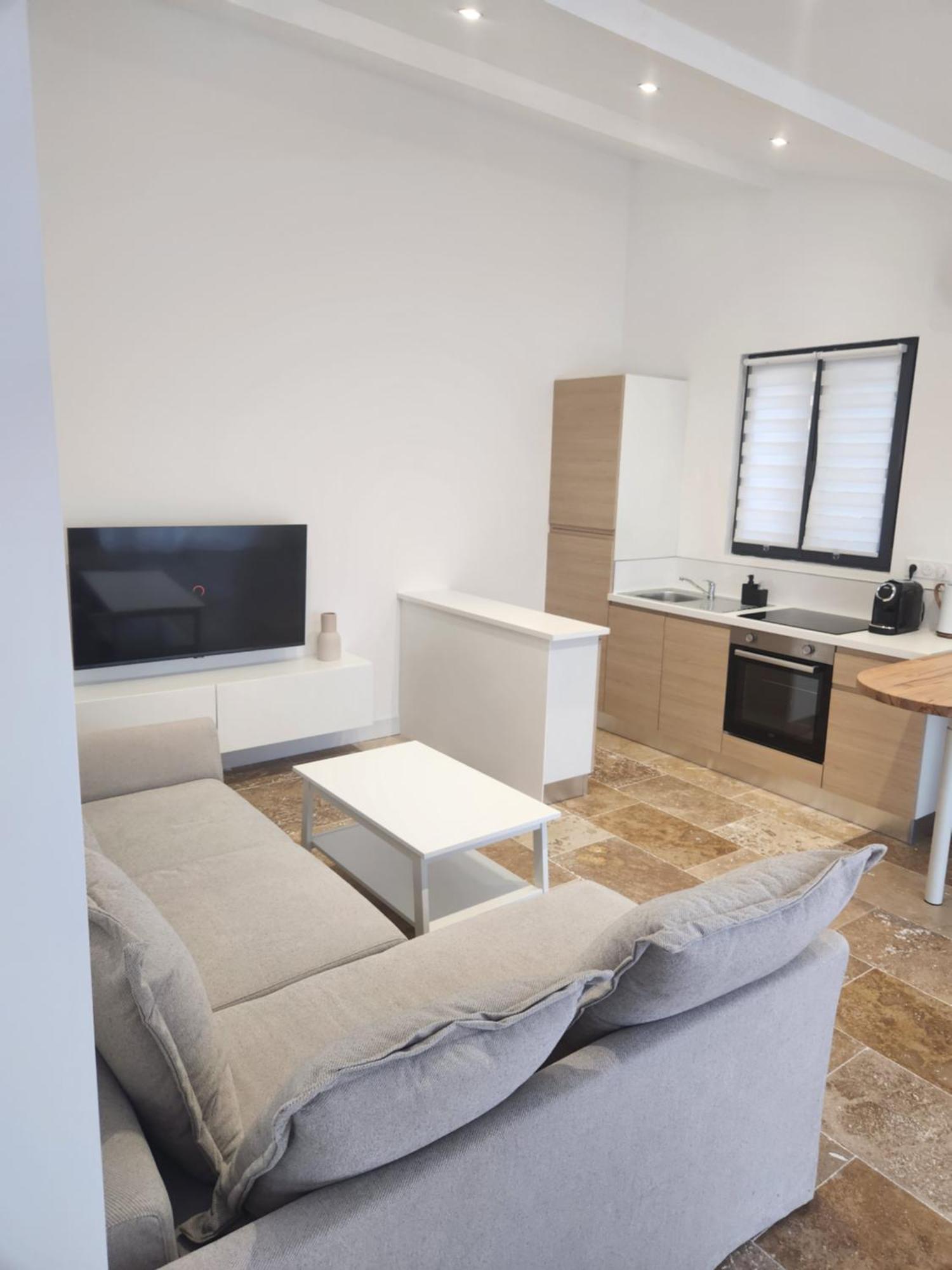 Maison "Cosy" Avec Parking Prive Et Climatisation 尼姆 外观 照片